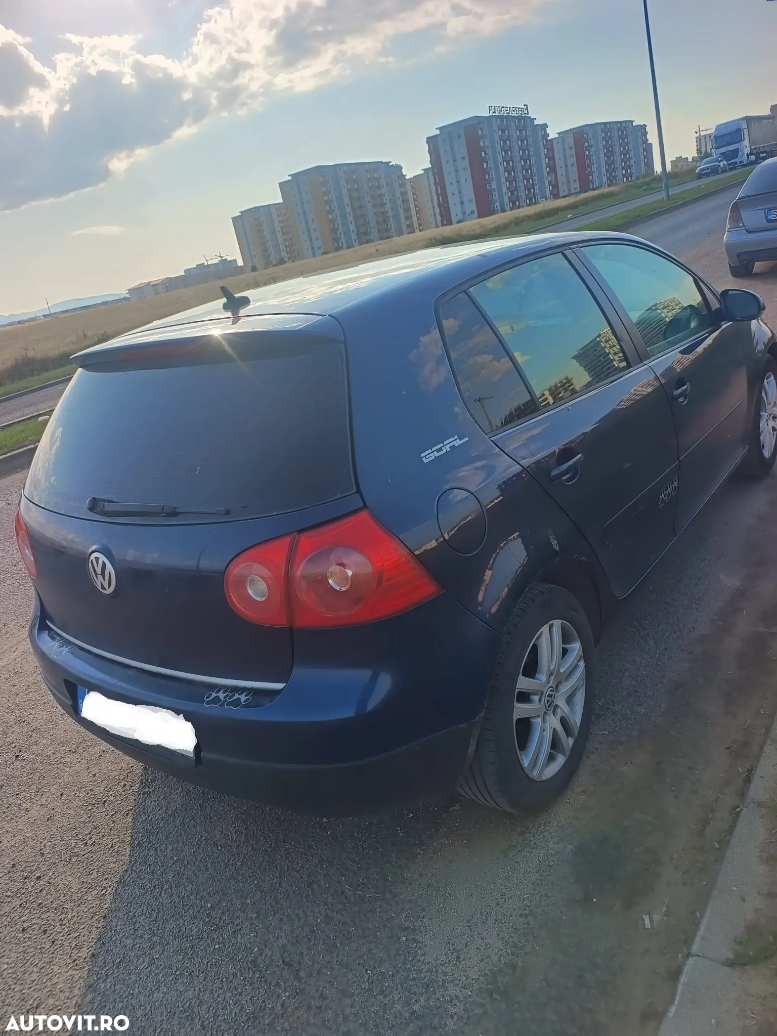 Volkswagen Golf - 9