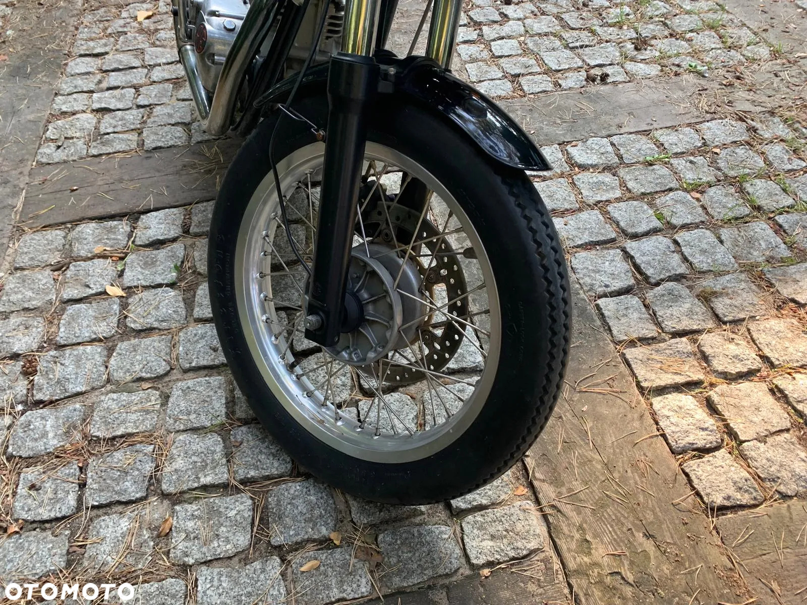 Royal Enfield Continental - 10