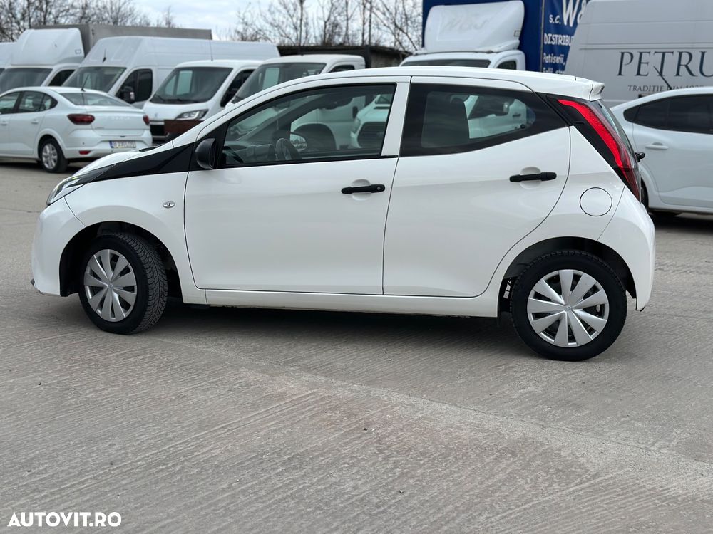 Toyota Aygo 1.0 VVY-I 5 usi X-play - 6
