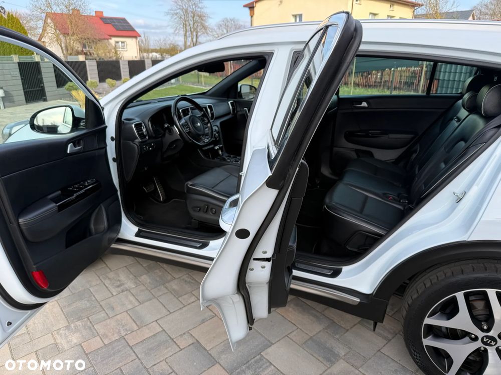 Kia Sportage 2,0 CRDI AWD GT Line - 33