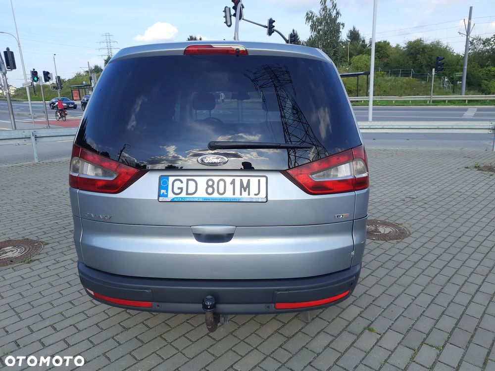 Ford Galaxy 1.8 TDCi Ghia - 27