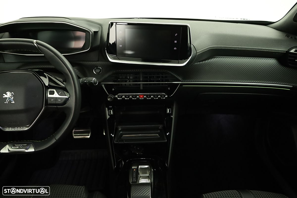 Peugeot e-2008 50 kWh GT - 9