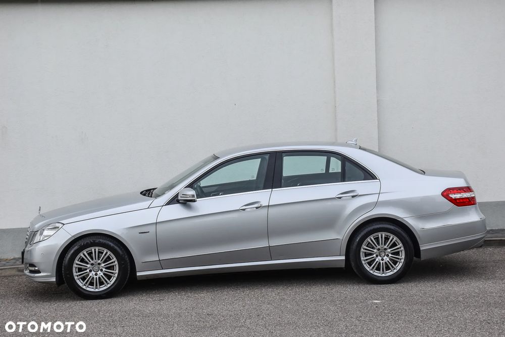 Mercedes-Benz Klasa E 200 BlueEFFICIENCY 7G-TRONIC Elegance - 15