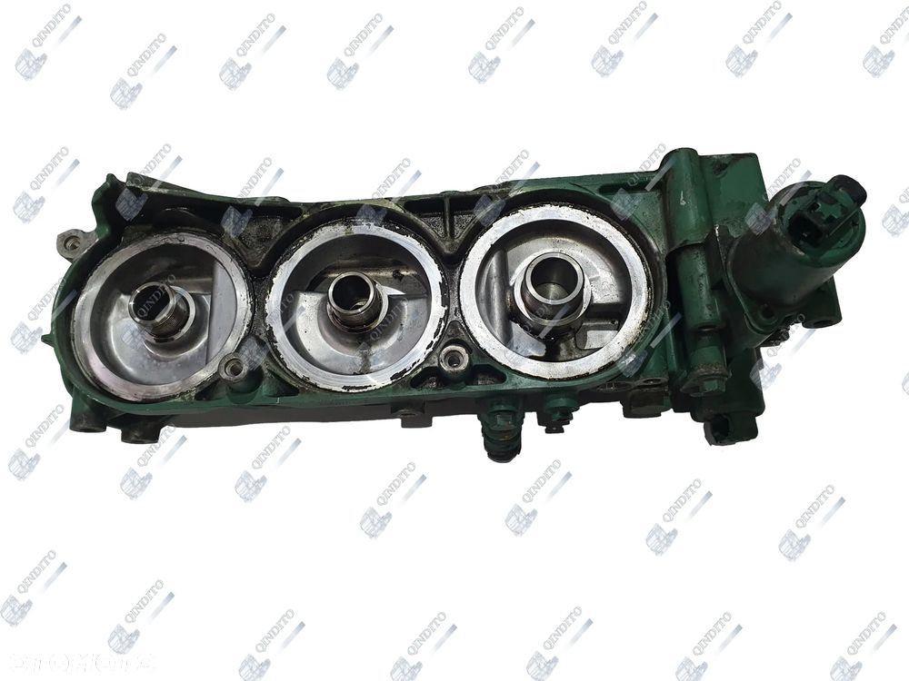 PODSTAWA FILTRA OLEJU VOLVO FH FM RENAULT  21304735 21905151 21248590 - 2
