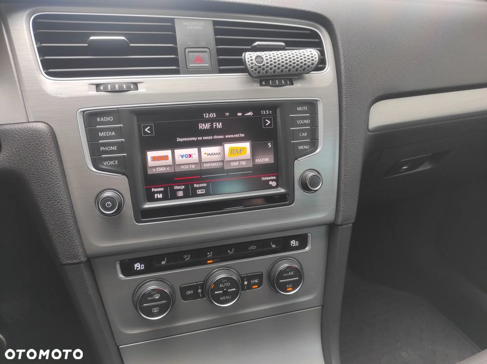 Volkswagen Golf 1.6 TDI BMT Comfortline - 18