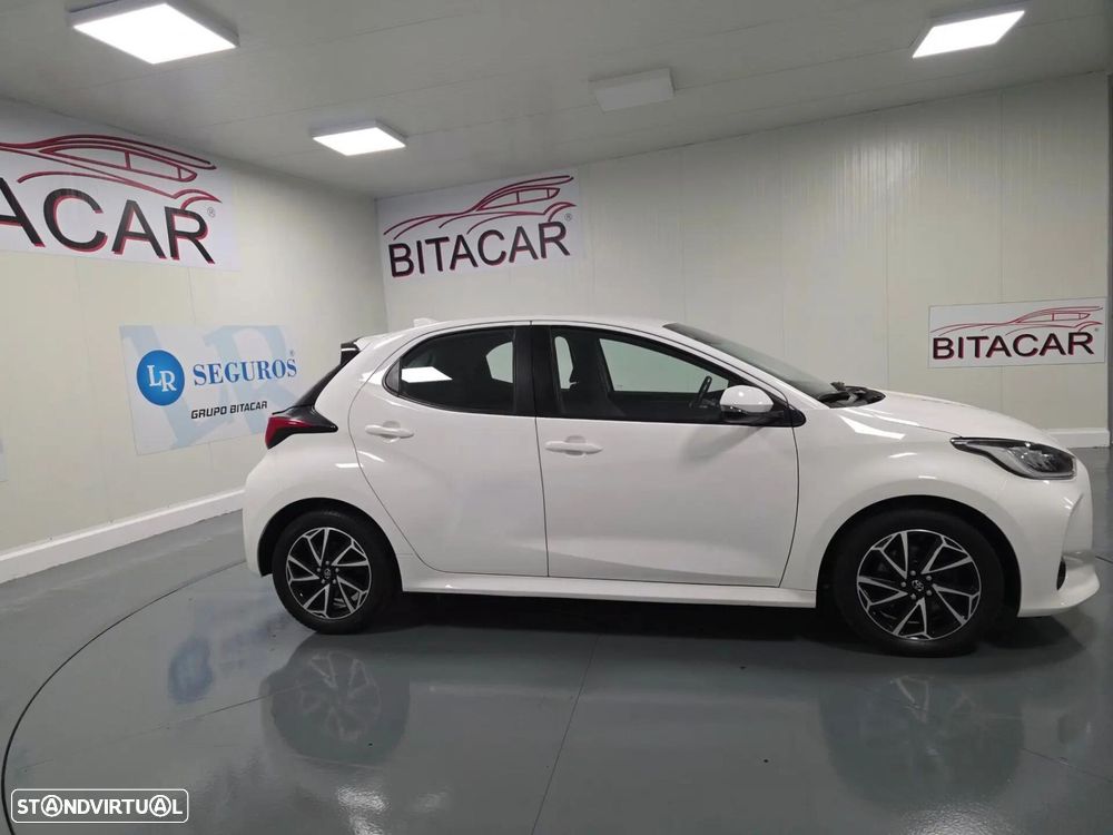 Toyota Yaris - 4