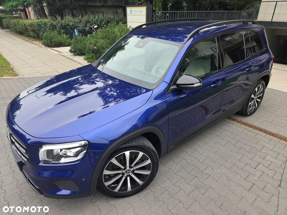Mercedes-Benz GLB 250 4-Matic 8G-DCT - 5