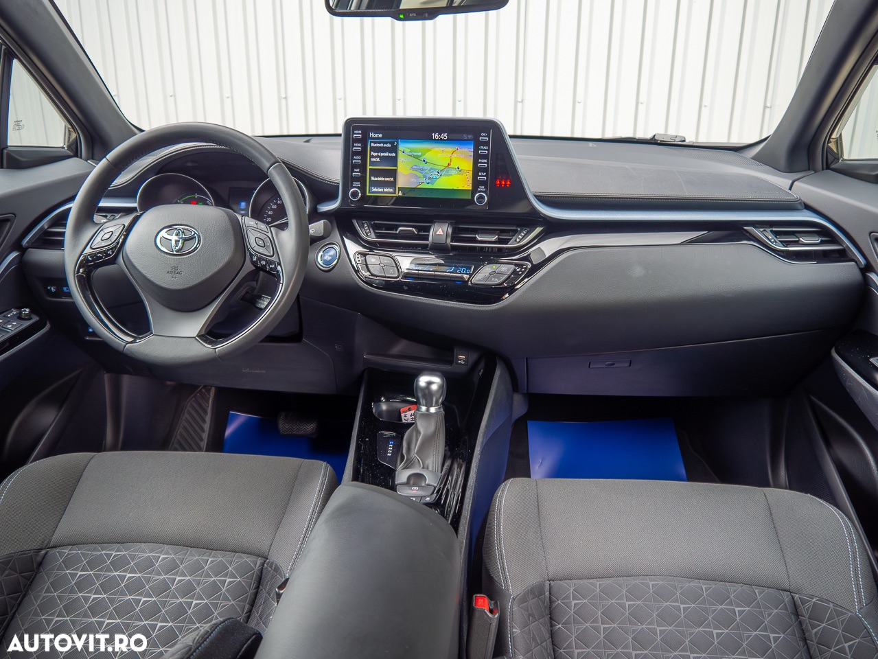 Toyota C-HR 1.8 Hybrid Business Edition - 31