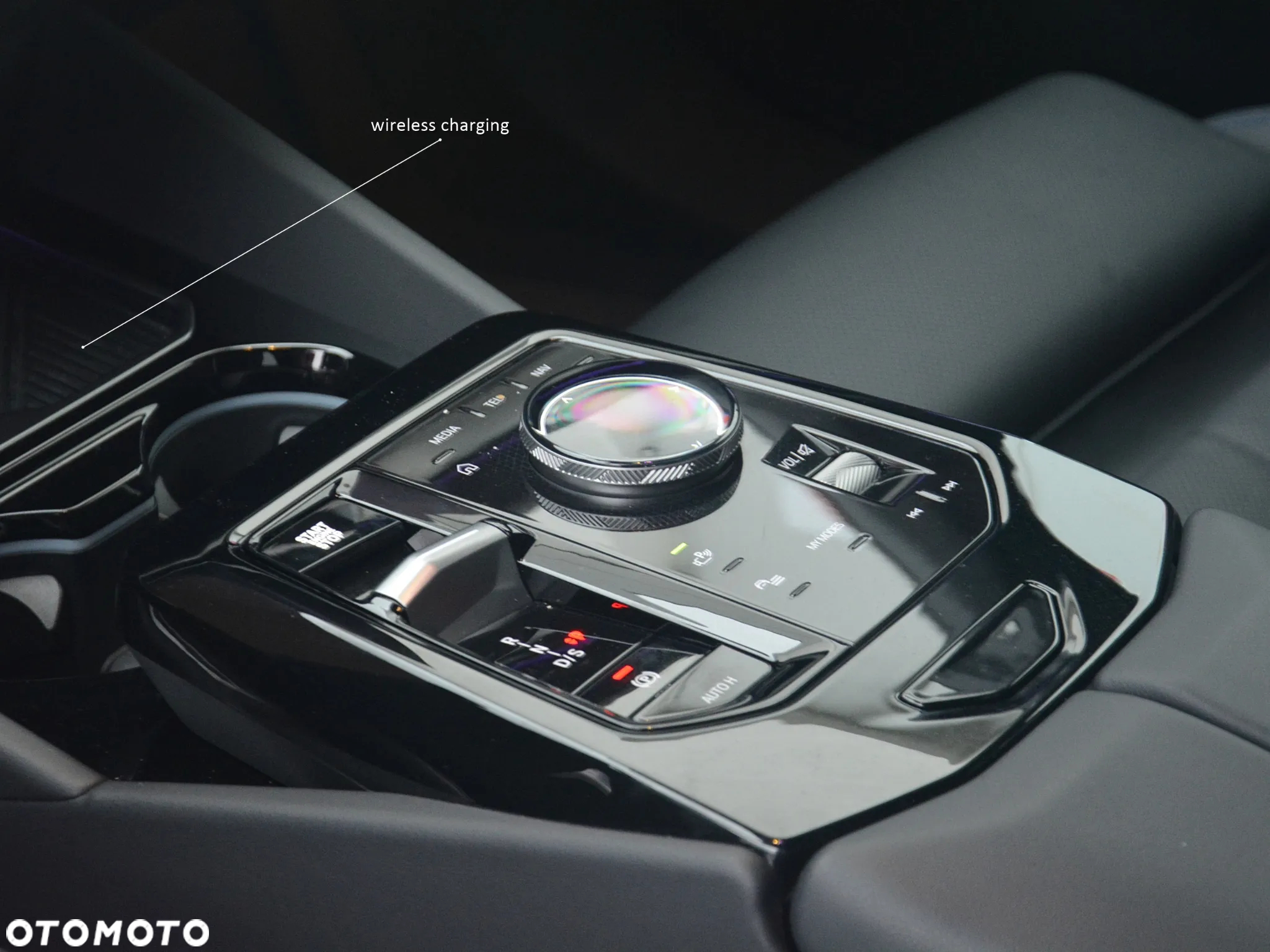 BMW Seria 5 520i - 11