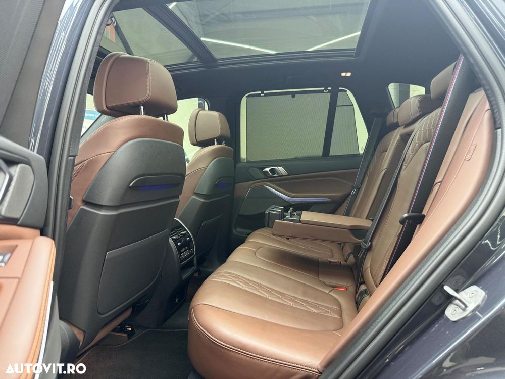 BMW X5 M M50i - 8