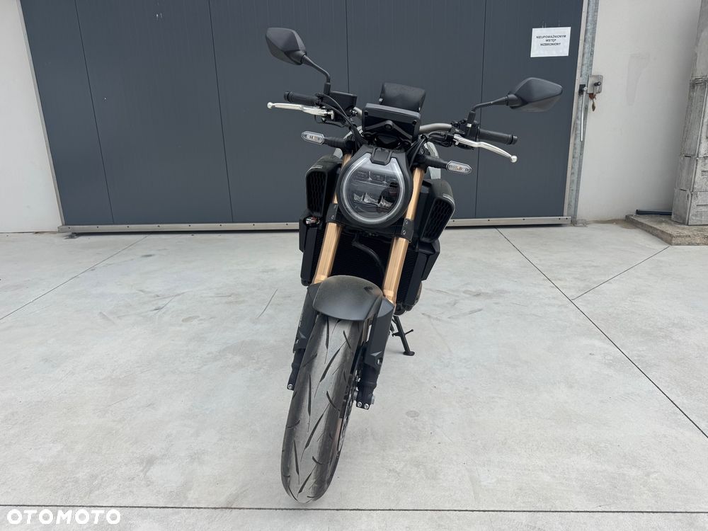 Honda CB - 4
