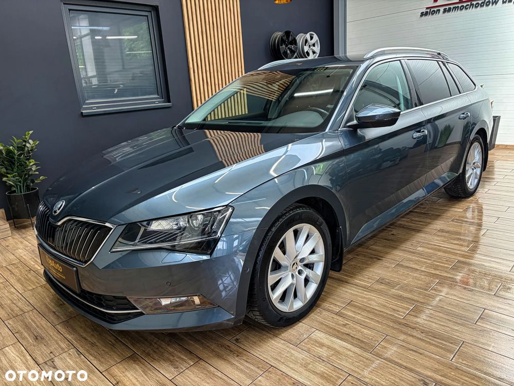 Skoda Superb 2.0 TDI DSG Sportline - 12