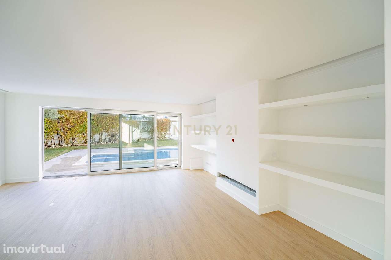 Moradia T6 com Piscina - Charneca de Caparica - Grande imagem: 5/60