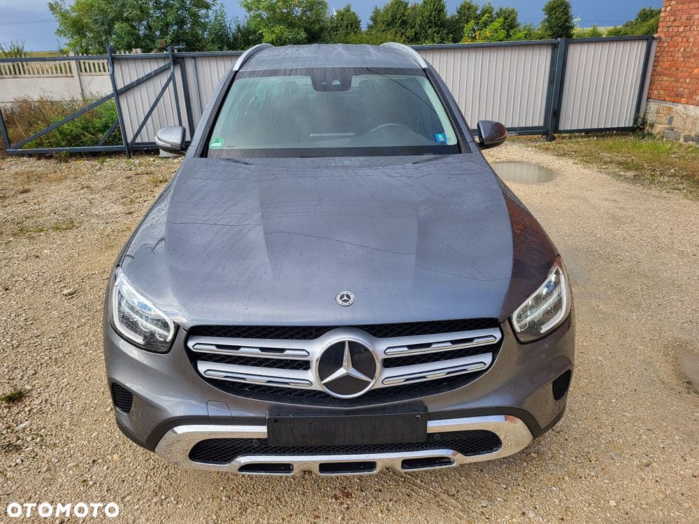 Mercedes-Benz GLC 220 d 4Matic 9G-TRONIC Exclusive - 3