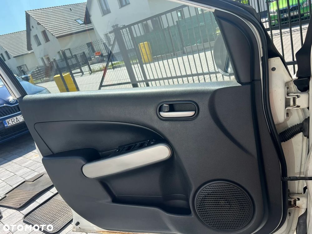 Mazda 2 1.3 Impuls - 17