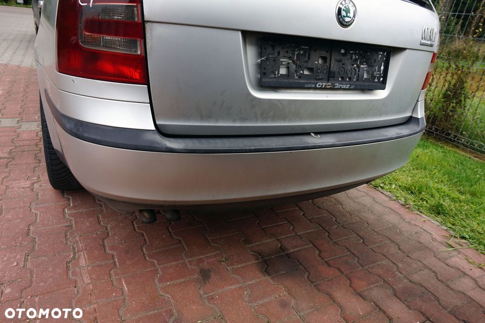 ZDERZAK TYLNY OCTAVIA II 1Z3 KOMBI 9102  SREBRNY SKODA 2004-2008 - 1