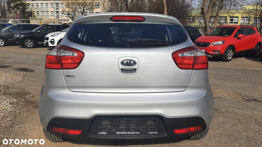 Kia Rio 1.2 Attract - 8