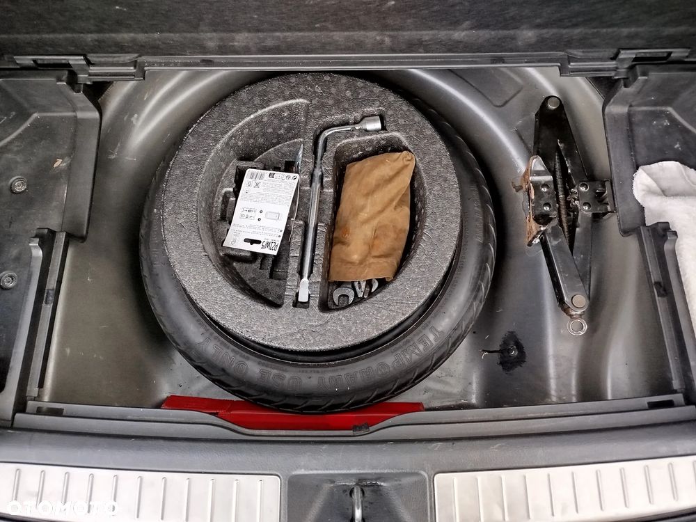 Toyota Avensis 2.2 D-4D Prestige - 31