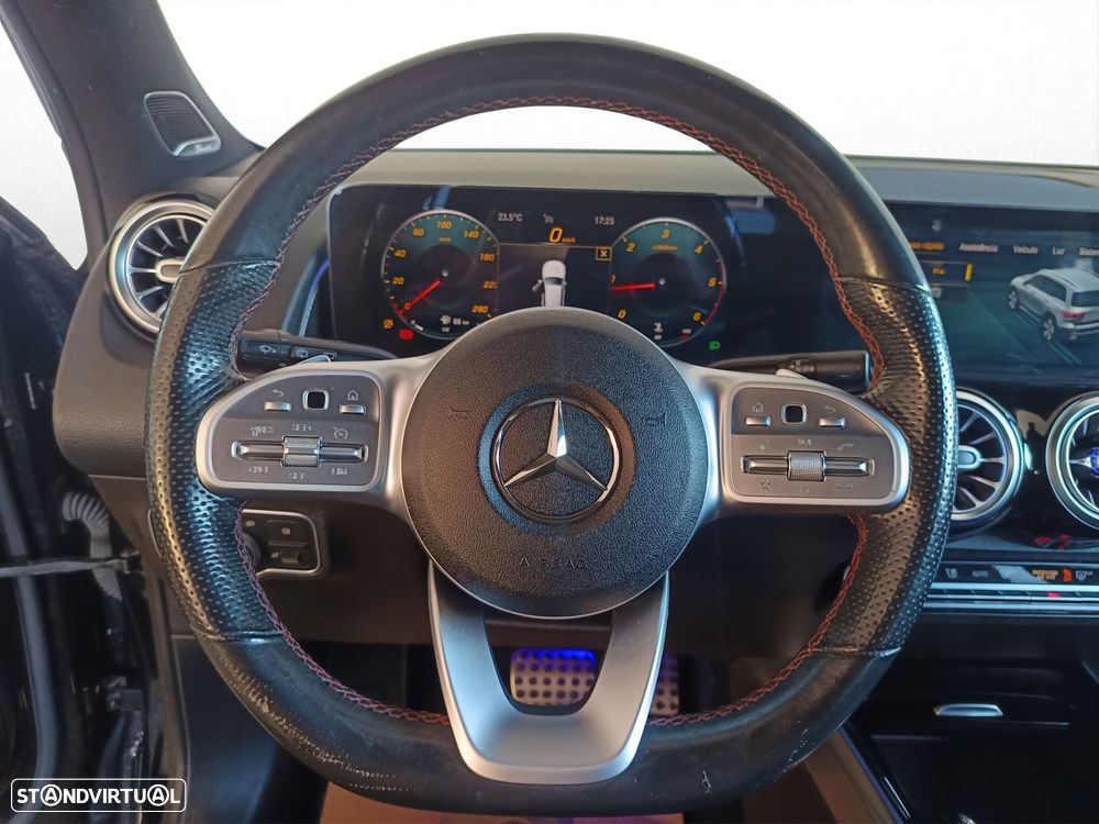 Mercedes-Benz GLB 180 d AMG Line - 11