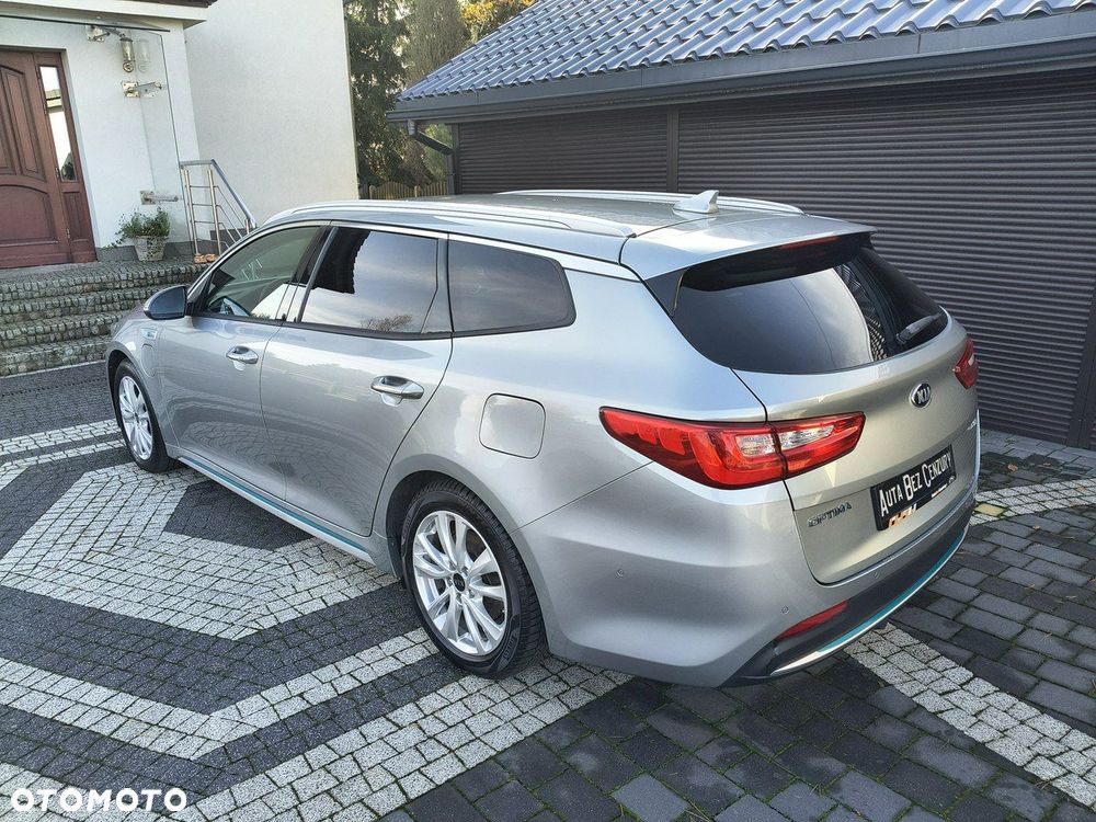 Kia Optima - 35