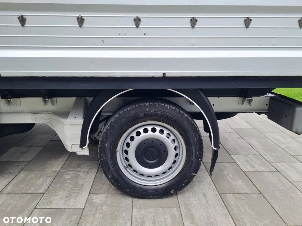 Volkswagen VW TRANSPORTER T5 LIFT DOKA 2,0 TDI - 16