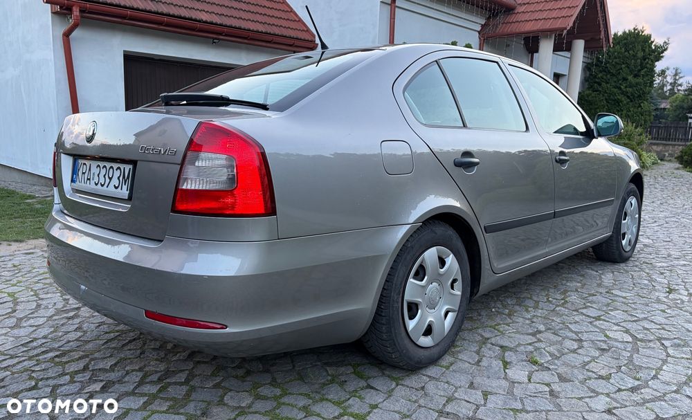 Skoda Octavia 1.6 TDI Active - 4