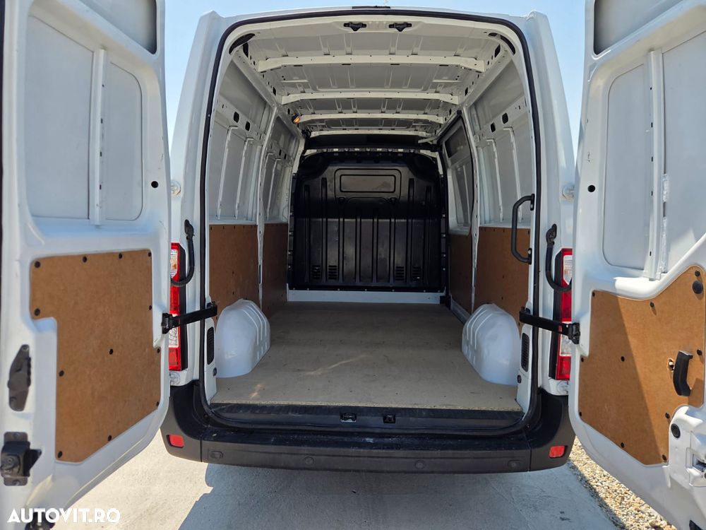 Renault New Master L2H2 - 11