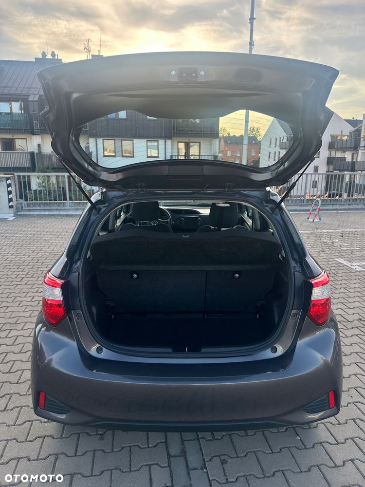 Toyota Yaris 1.5 Premium - 13