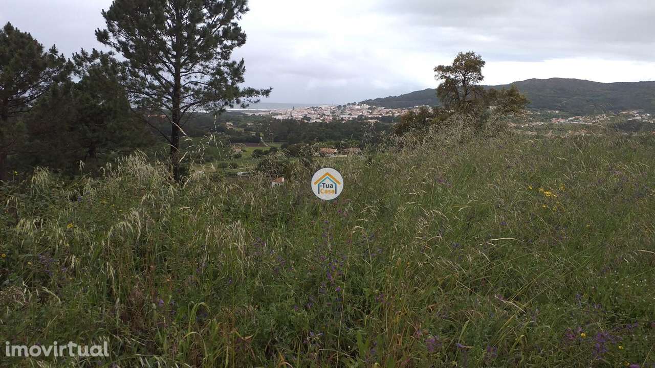 Terreno urbano com vista para o mar - Área total de 1115 m2, em Âncora - Grande imagem: 2/15
