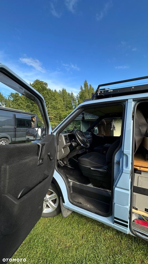 Volkswagen Transporter - 8