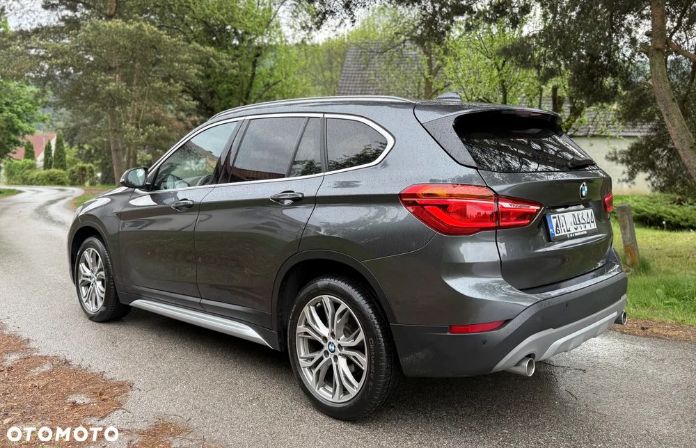 BMW X1 xDrive18d xLine - 11