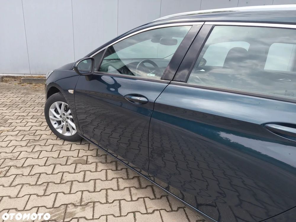 Opel Astra IV 1.6 CDTI Business - 25