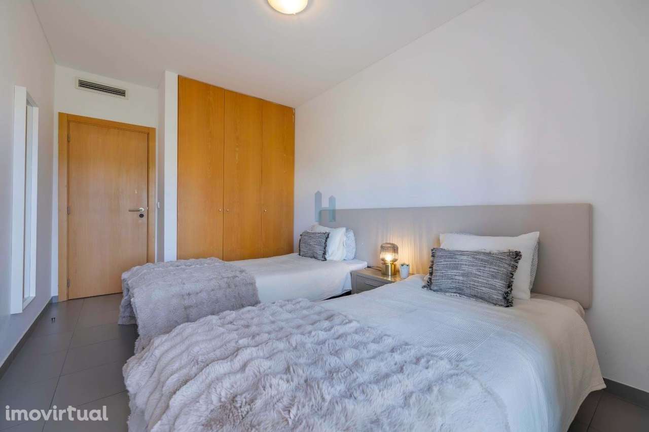 Apartamento na Praia da Rocha - Grande imagem: 3/22