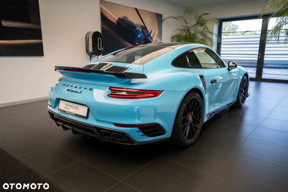 Porsche 911 - 8