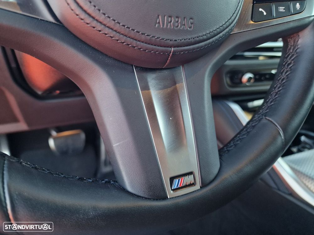BMW i4 eDrive35 Desportiva M - 27