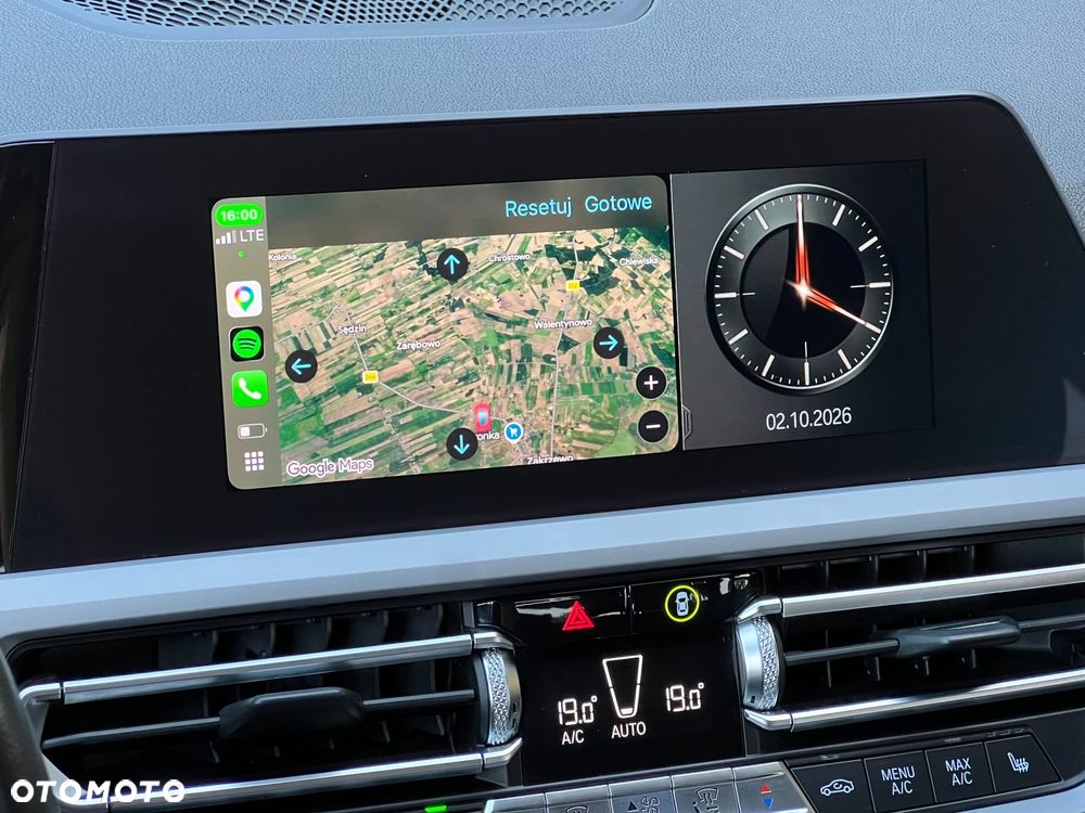 BMW Seria 3 320d xDrive - 23