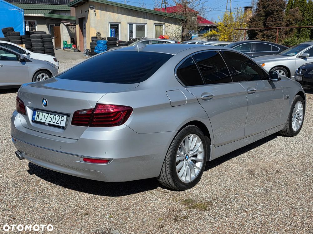 BMW Seria 5 520i Luxury Line - 3