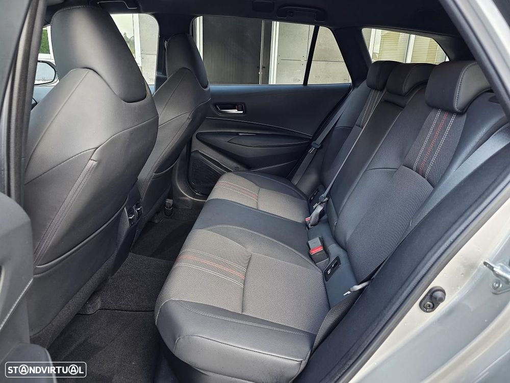 Toyota Corolla Touring Sports 1.8 Hybrid GR-Sport - 29