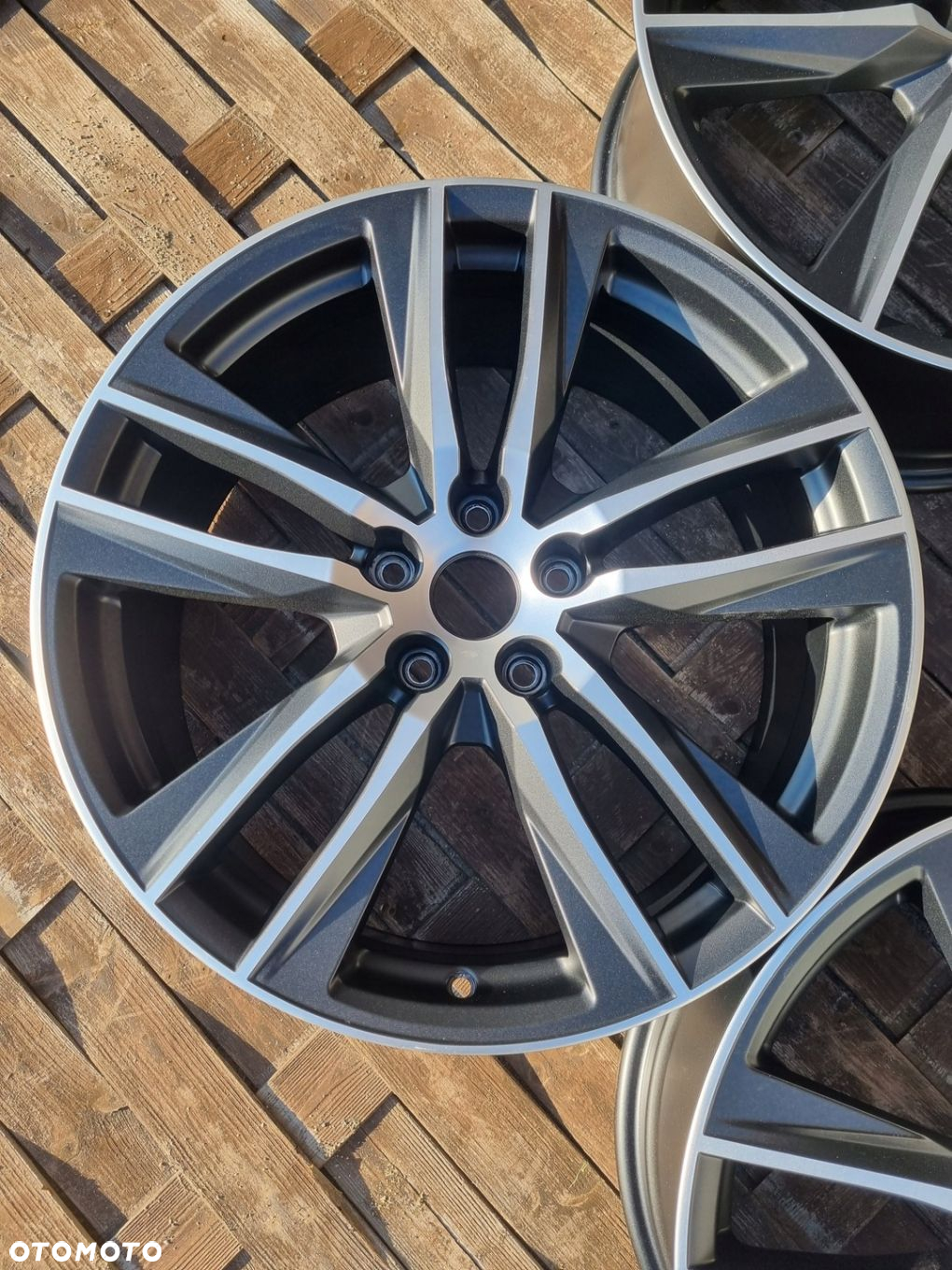 FELGI Seat Leon III Cupra 5F0601025AC 19 CALI - 4