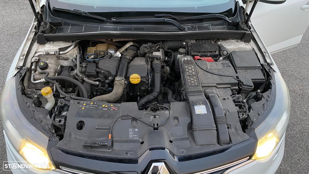 Renault Mégane 1.5 Blue dCi Techno EDC - 10