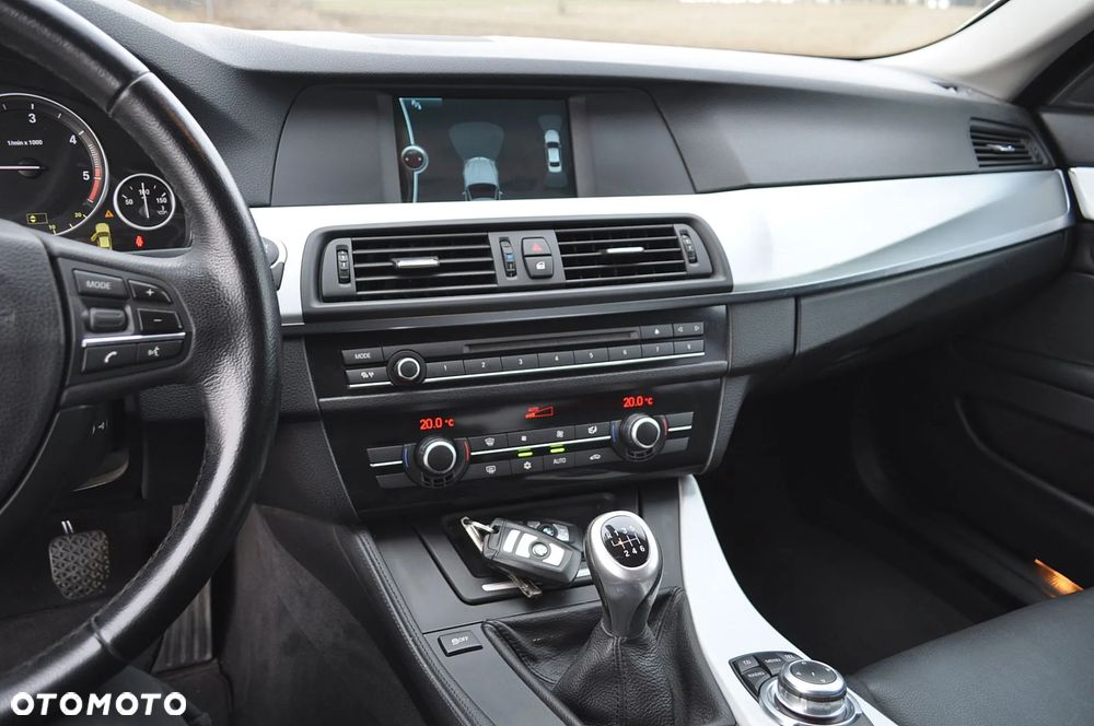 BMW Seria 5 520d Modern Line - 27