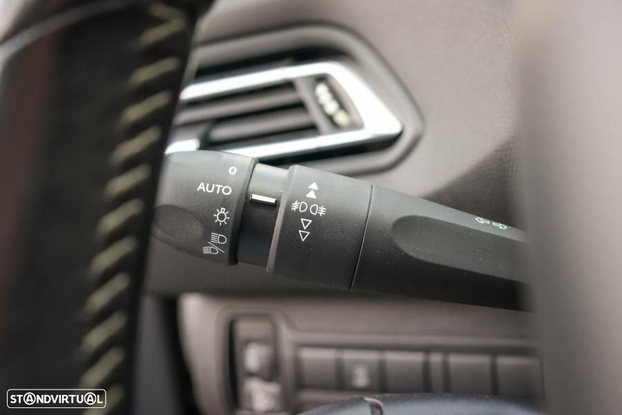 Peugeot 308 SW 1.5 BlueHDi Style - 16