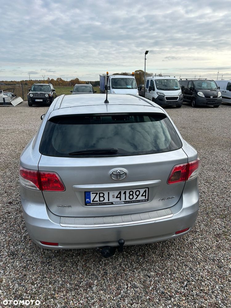 Toyota Avensis 1.6 Edition - 6