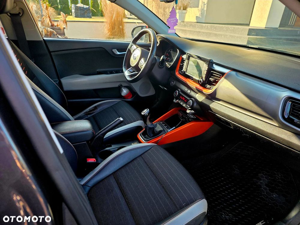 Kia Stonic 1.6 CRDi L - 12