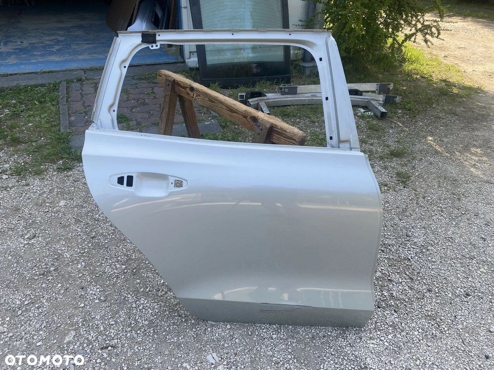 DRZWI TYLNE PRAWE VOLVO V60 II 18- - 1