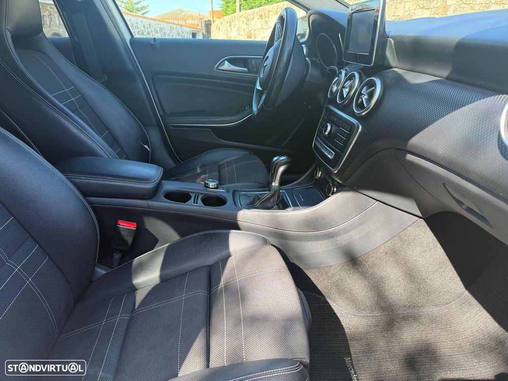 Mercedes-Benz A 180 d Fleet Pack Style - 12