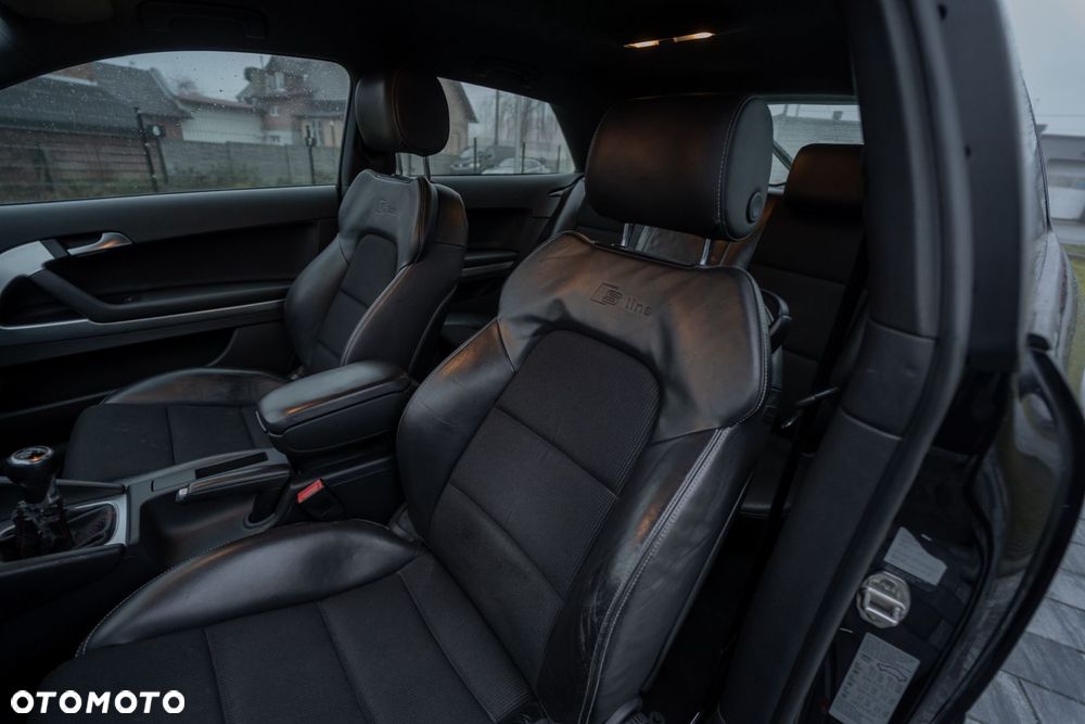 Audi A3 3-drzwiowe 2.0 TDI DPF Quattro Ambiente - 14