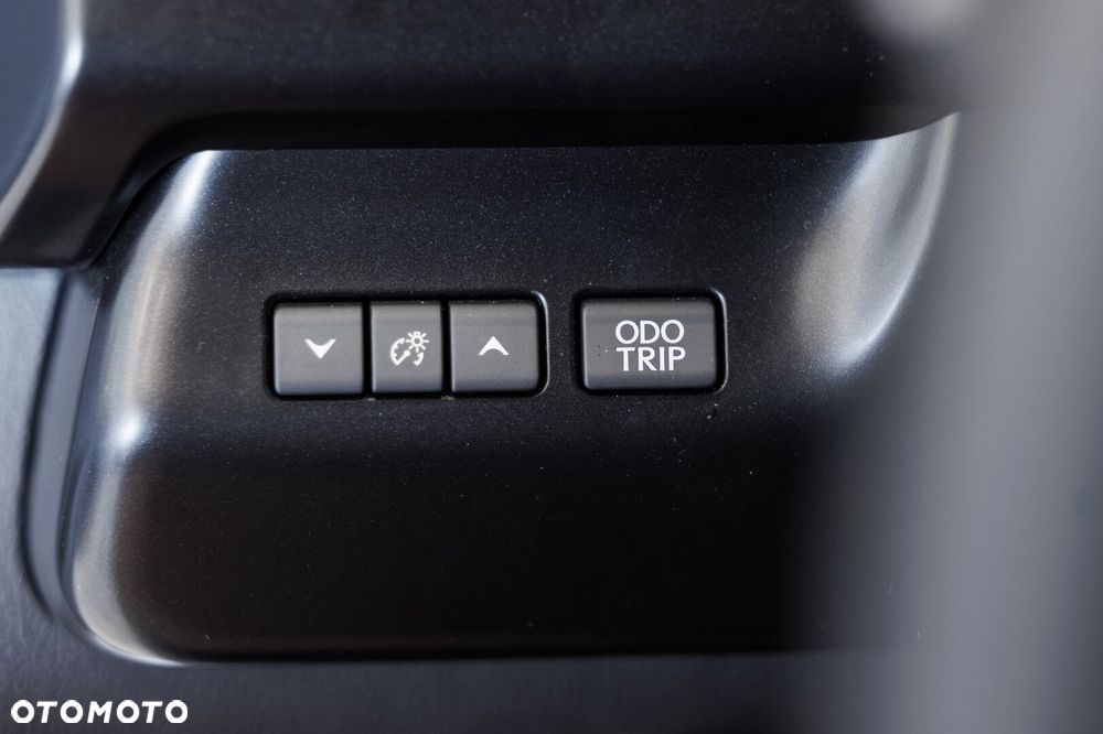 Lexus UX 300h Business - 40
