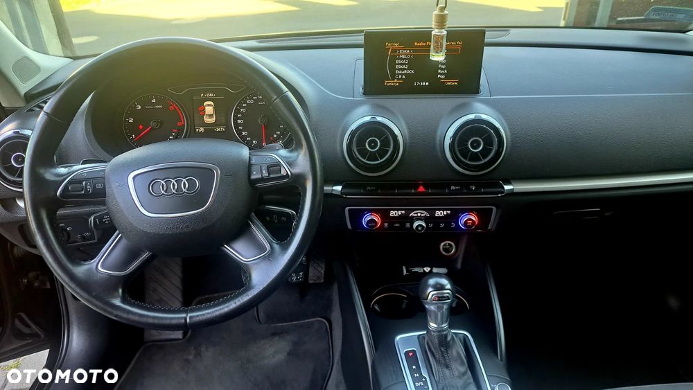 Audi A3 1.6 TDI (clean diesel) S tronic Ambiente - 9