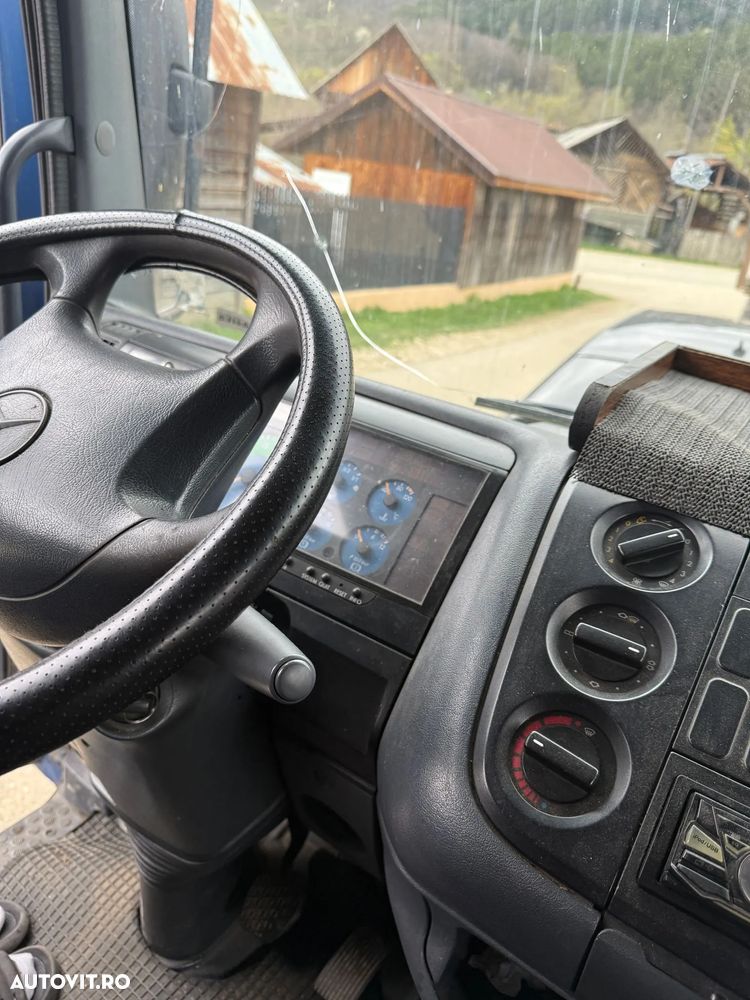 Mercedes-Benz Atego 815 - 12